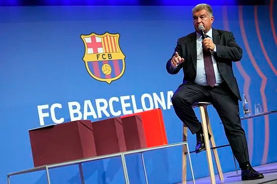 Laporta, en rueda de prensa en abril de 2023