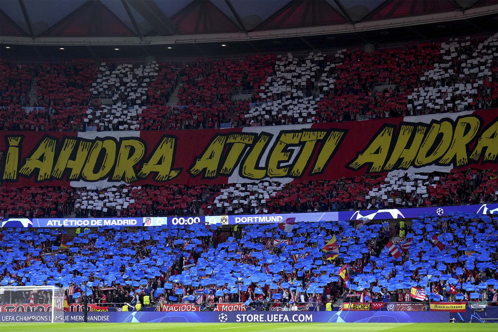 La murale dans le métropolitain se trouve dans un atlético-Dortmund en champions.