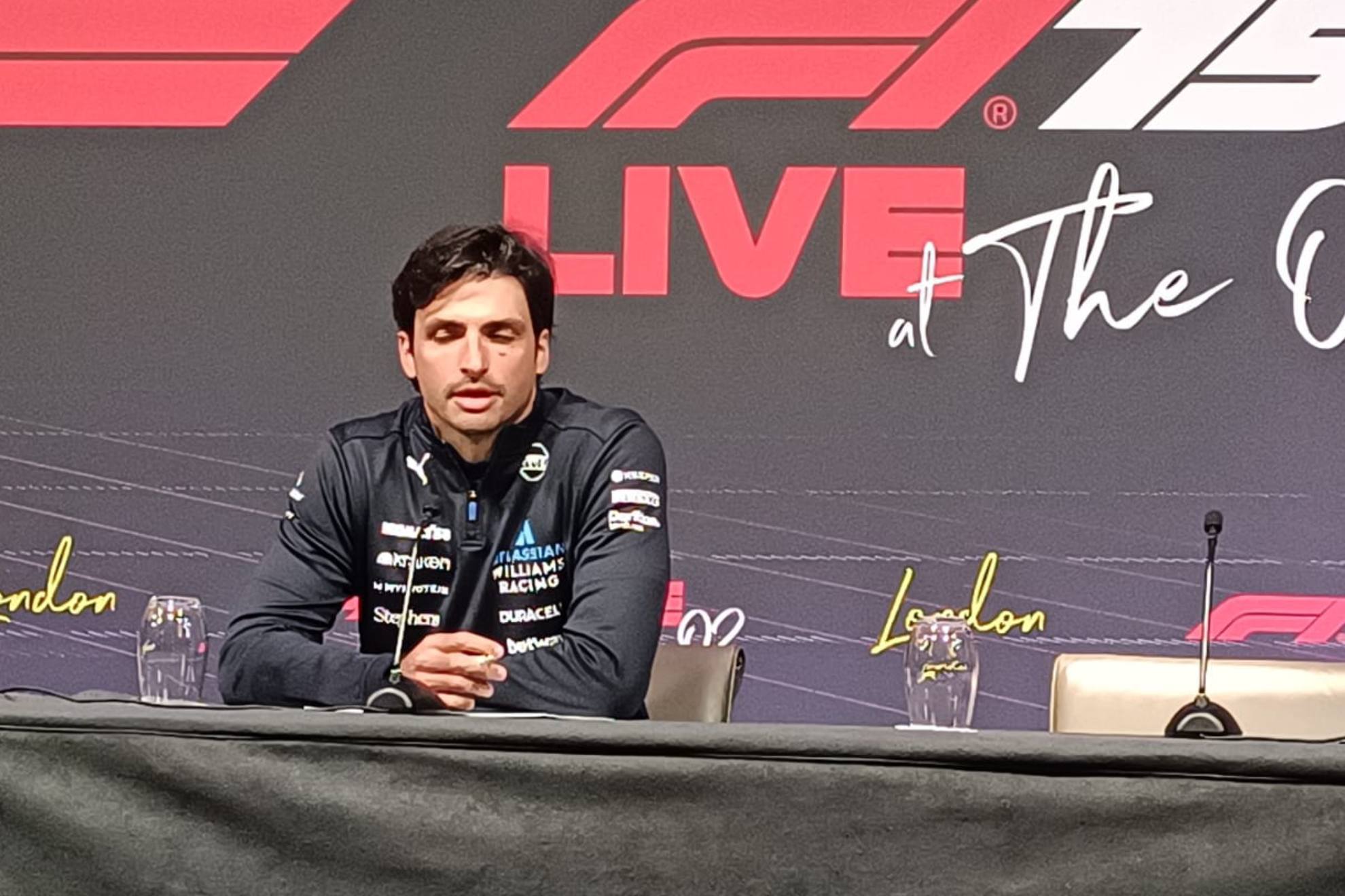 Sainz, en la rueda de prensa en Londres.