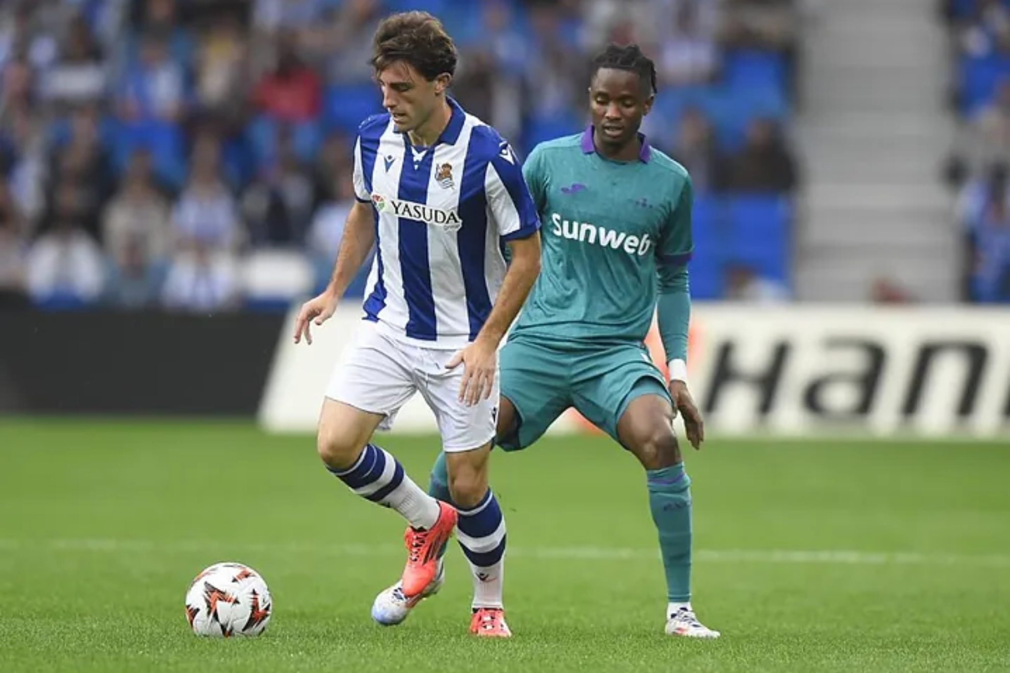 Álvaro Odriozola, durante la reunión de la Europa League contra Anderlecht.