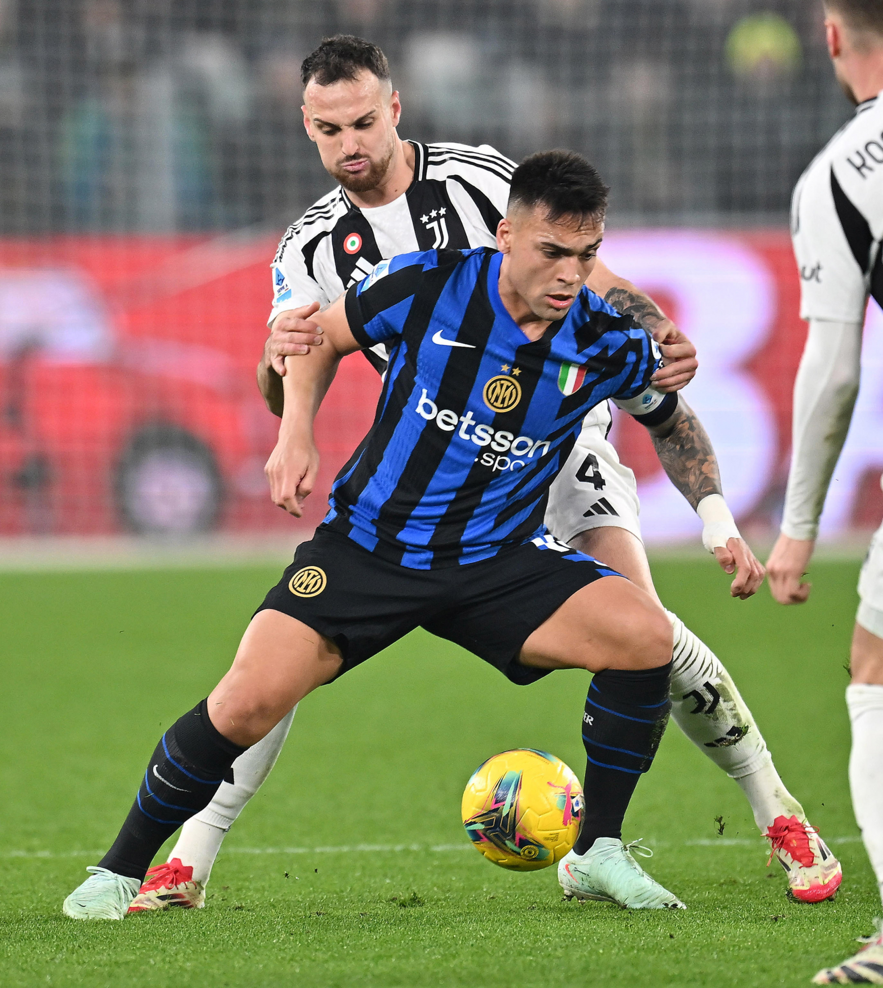 Gatti, ante Lautaro Martínez.