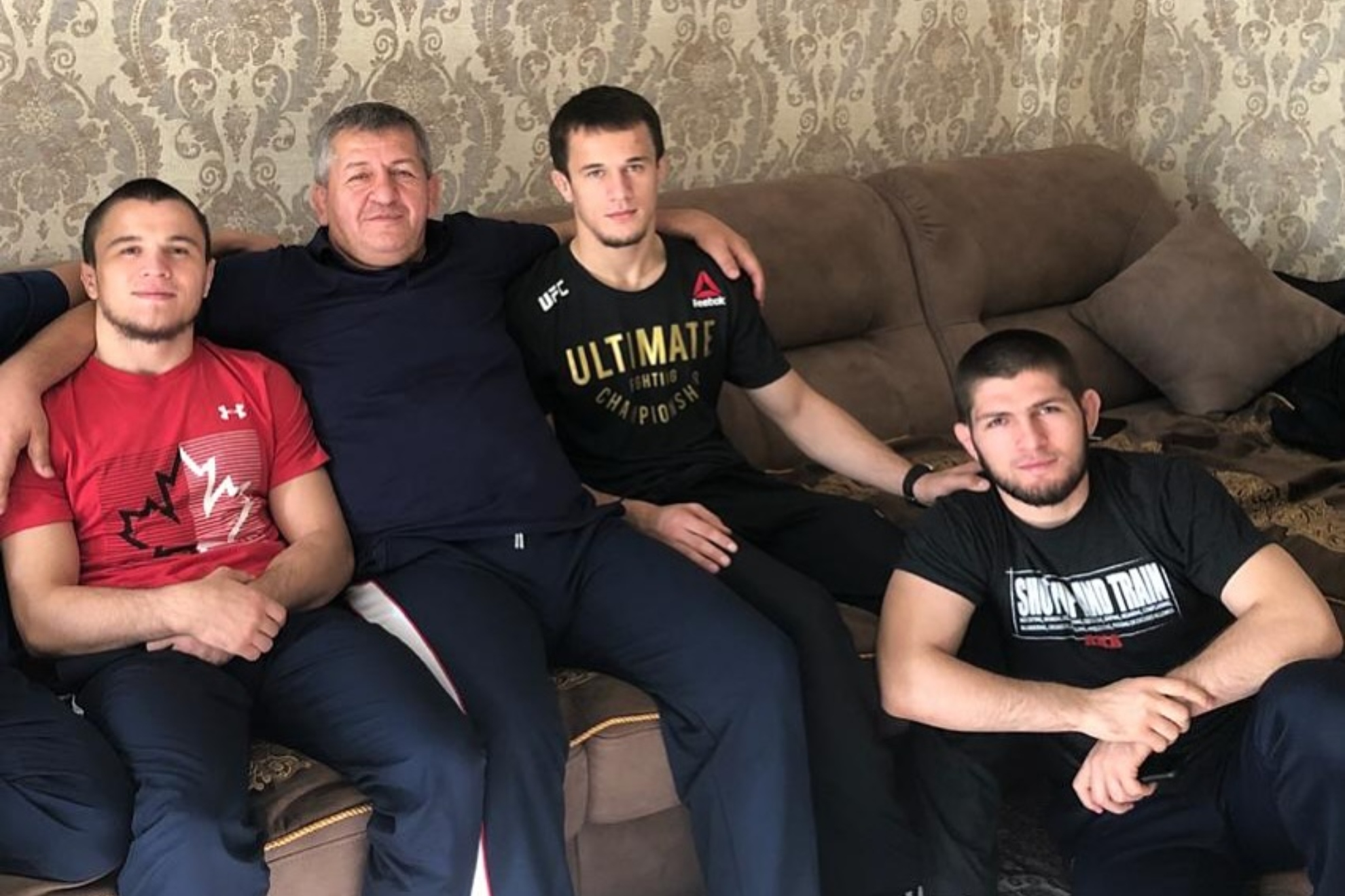 Khabib, Umar, Usman y Abdulmanap Nurmagomedov.