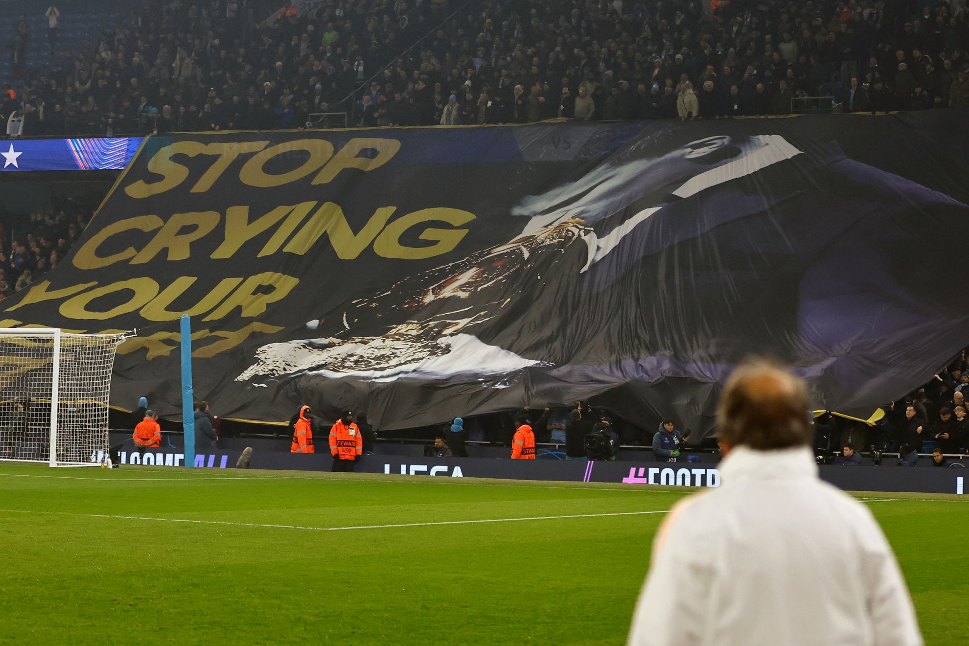 Pancarta de Rodri en la ida