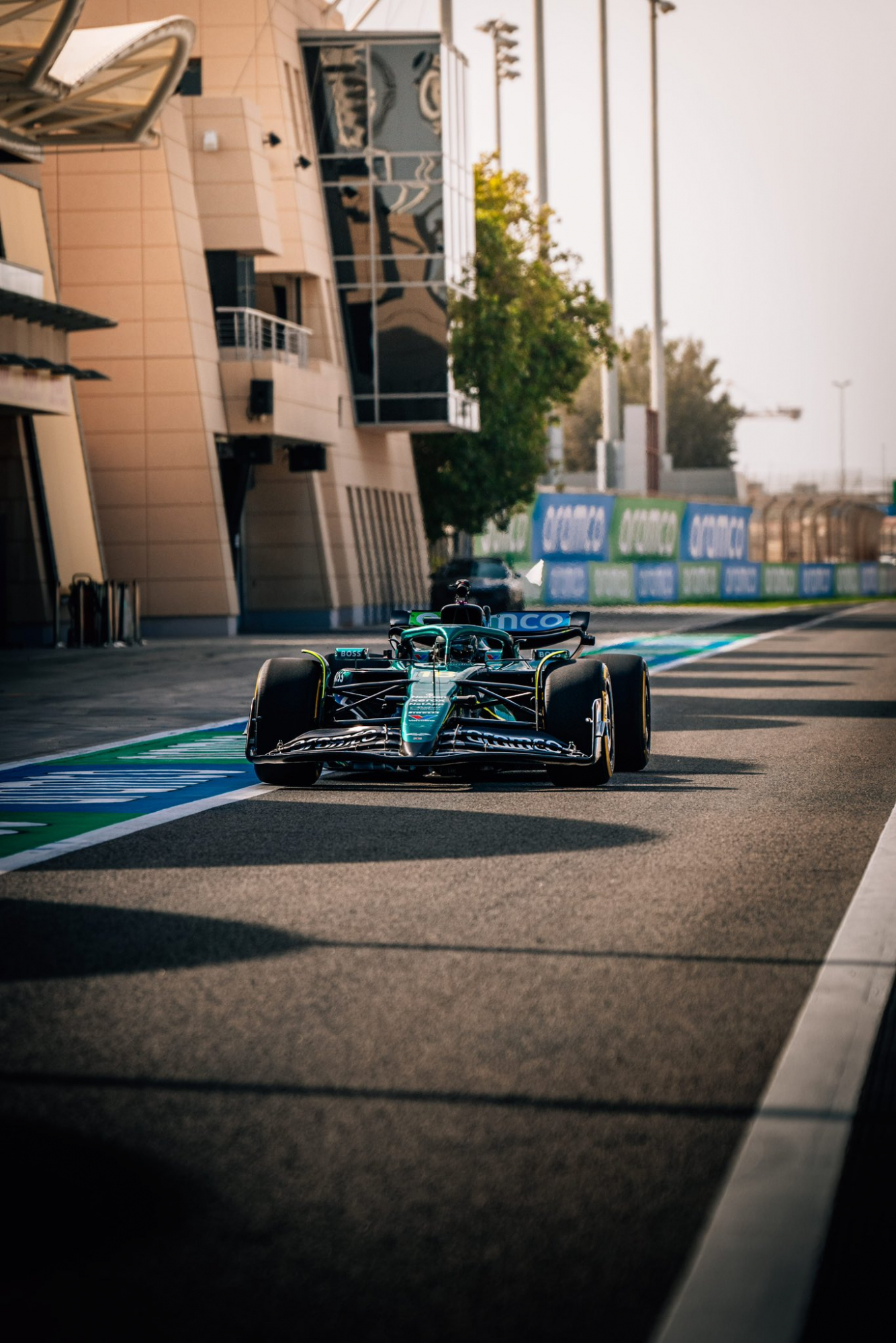 El paseo entra en la caja con el AMR25.