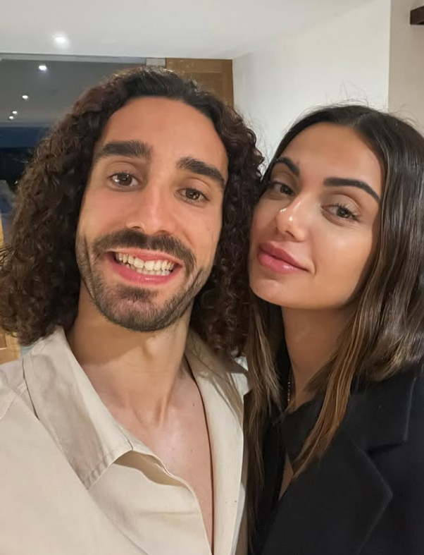 Cucurella compartió que su salvapantallas preferido es una foto de su mujer (Claudia Rodríguez)