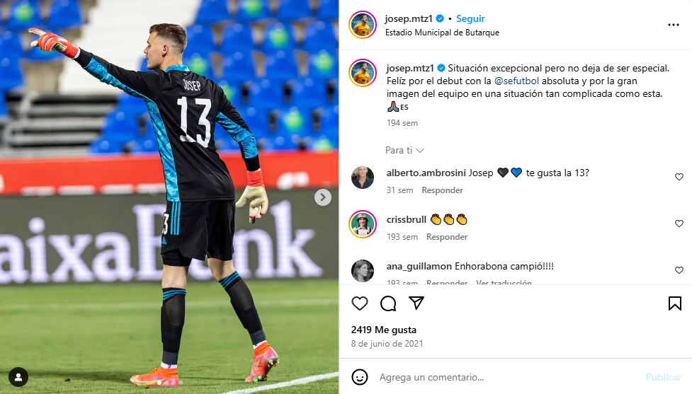 Josep Martínez celebra il suo debutto con la Spagna.