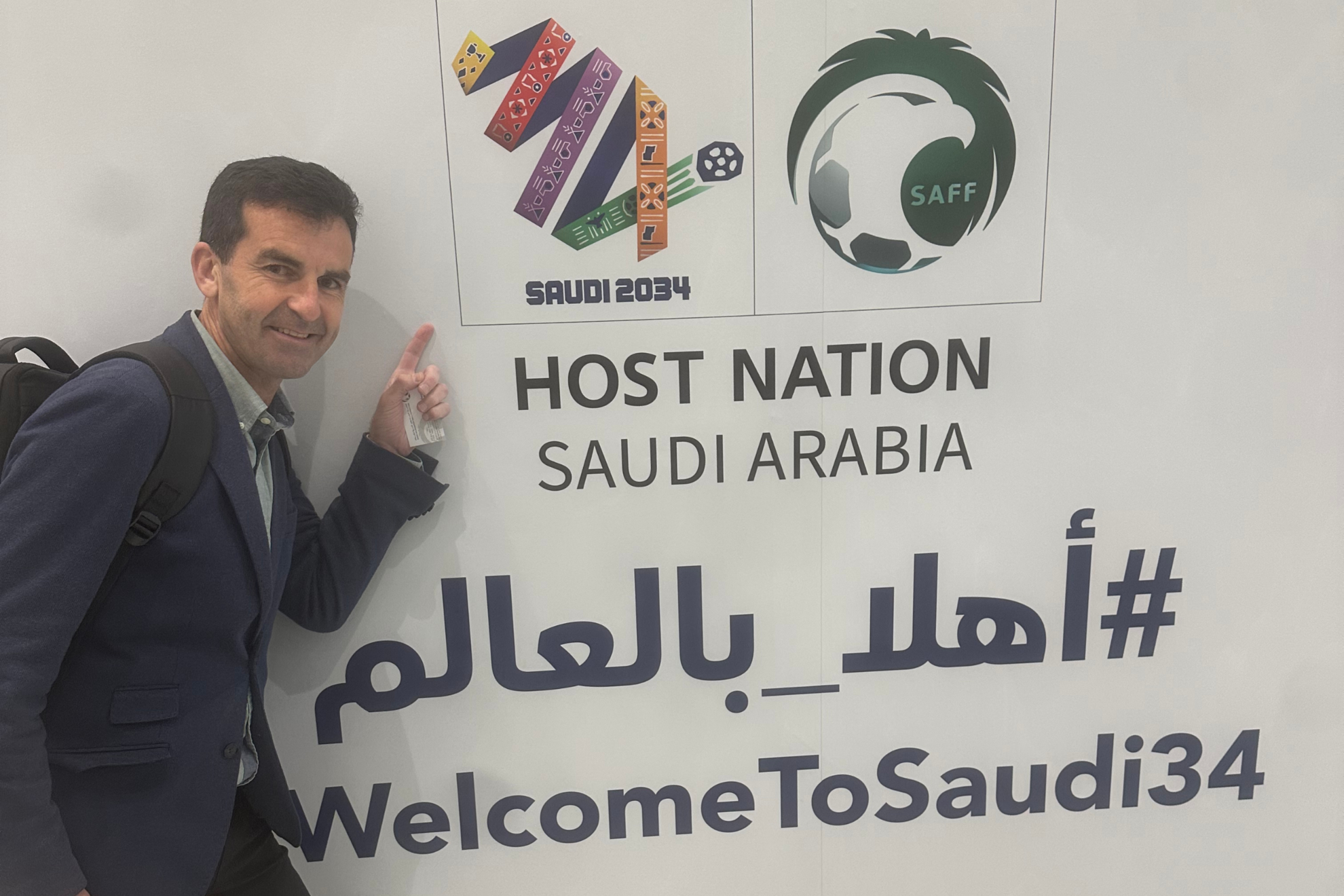 Nuestro redactor, en la sede de la Federación saudí.