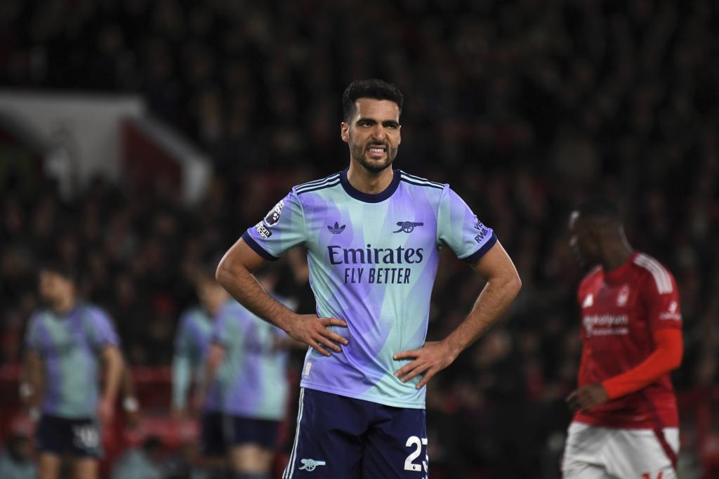 Mikel Merino en el empate frente al Forest