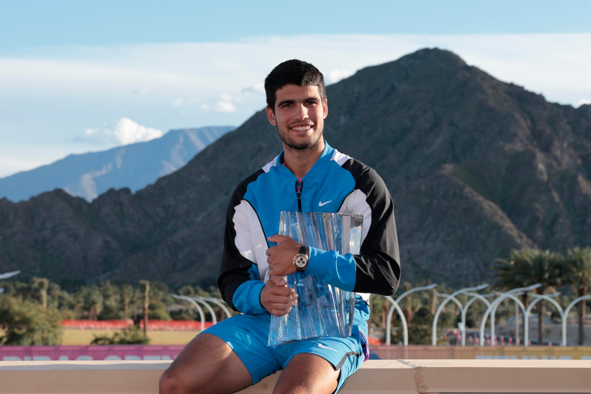 Alcaraz, con el trofeo de Indian Wells.