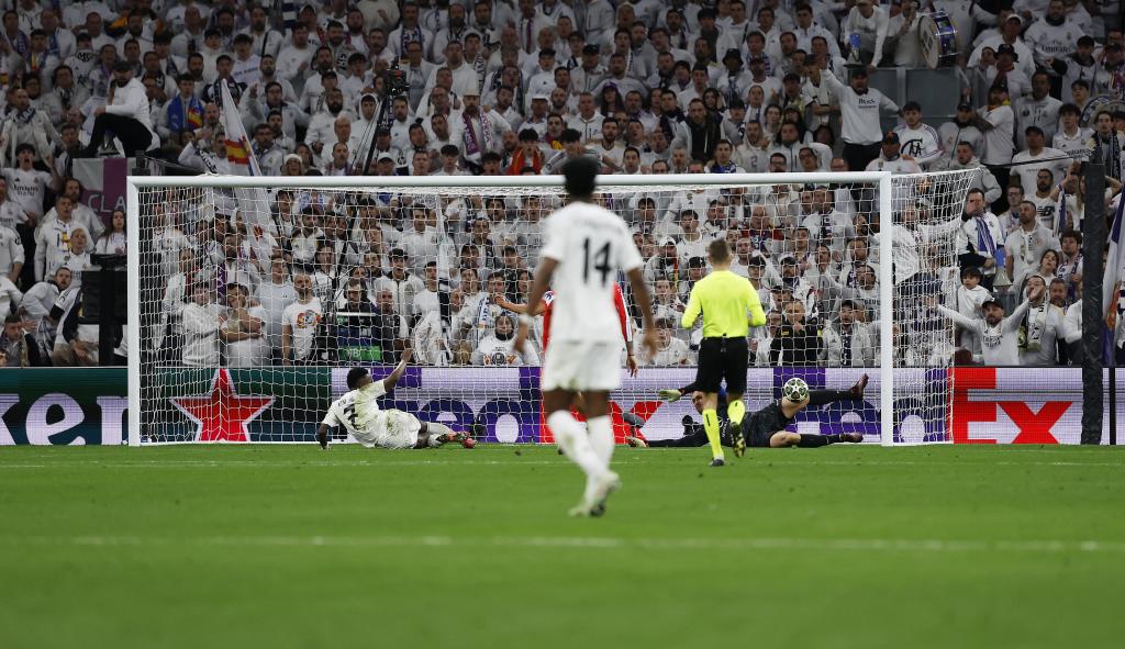 Vini Jr. durante el Madrid-Atlético