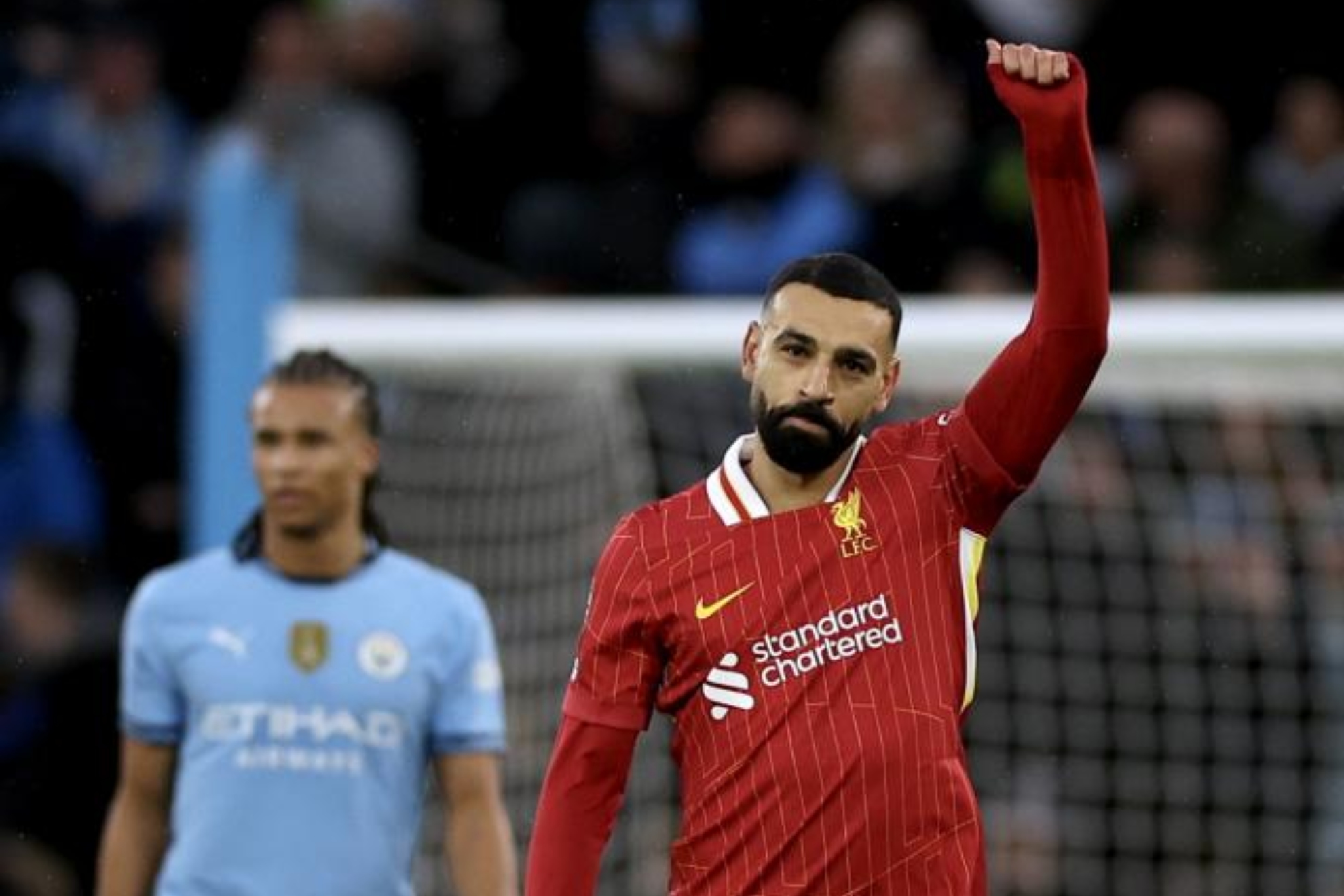 Mo Salah celebrando la victoria en el Etihad.
