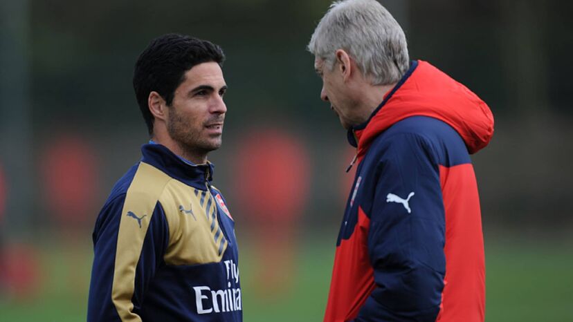 Arteta en su etapa de jugador, junto a Wenger