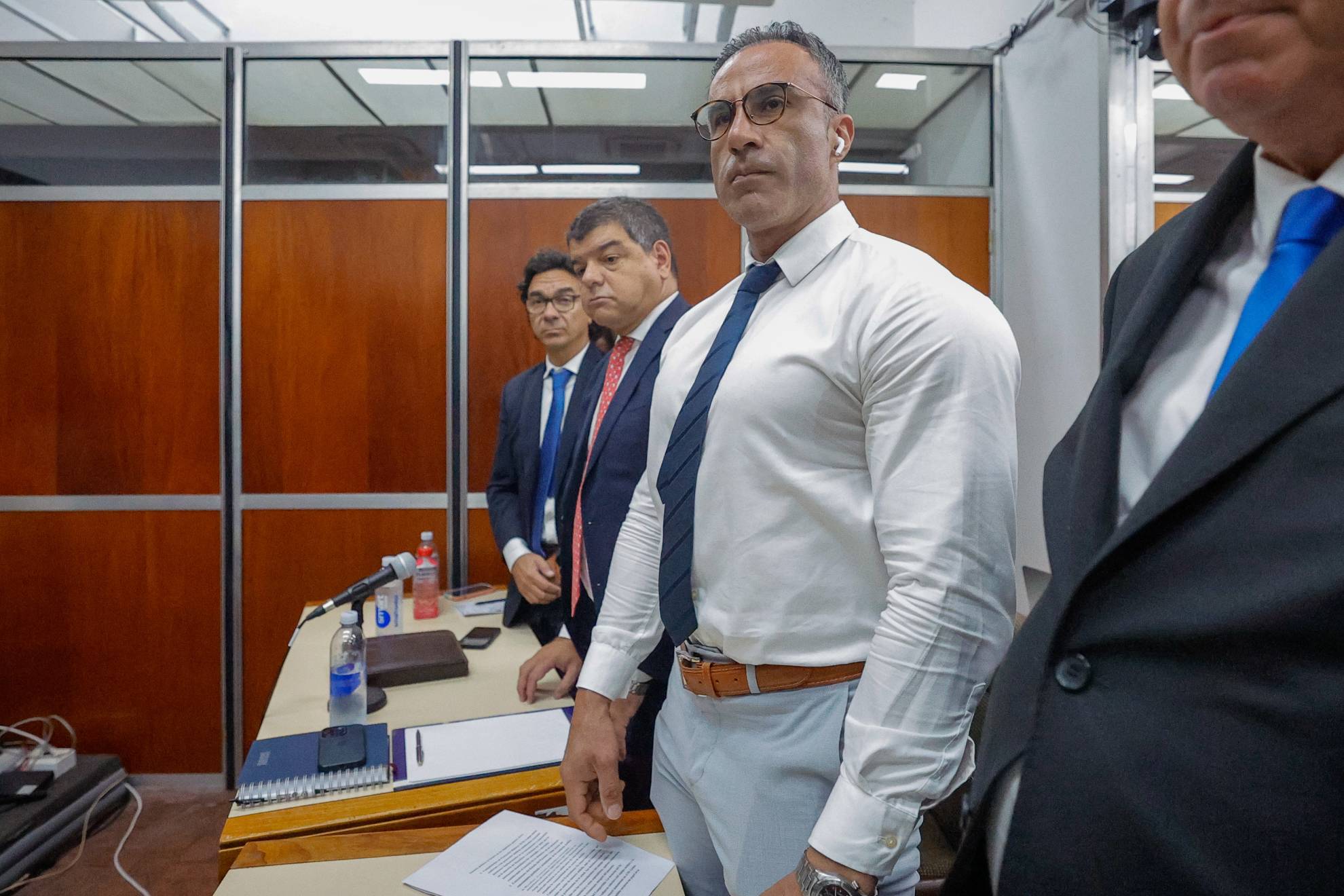 جراح الأعصاب ليوبولدو لوك ، متهم بوفاة دييغو أرماندو مارادونا
