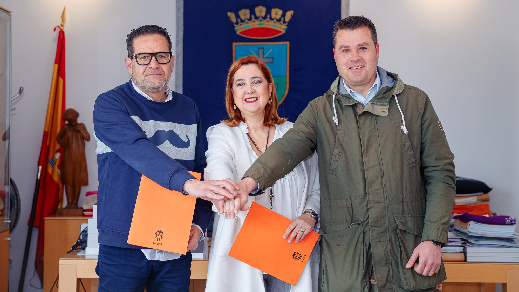 José Francisco Cabanes, Inma Ibáñez y Fernando García, tras la firma del convenio.