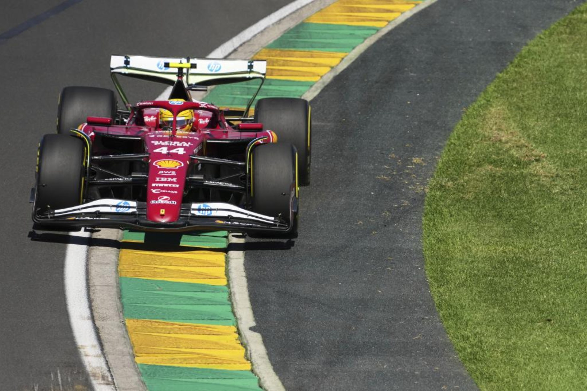 Ferrari, entre la ilusión de Leclerc y el caos de Hamilton | Marca