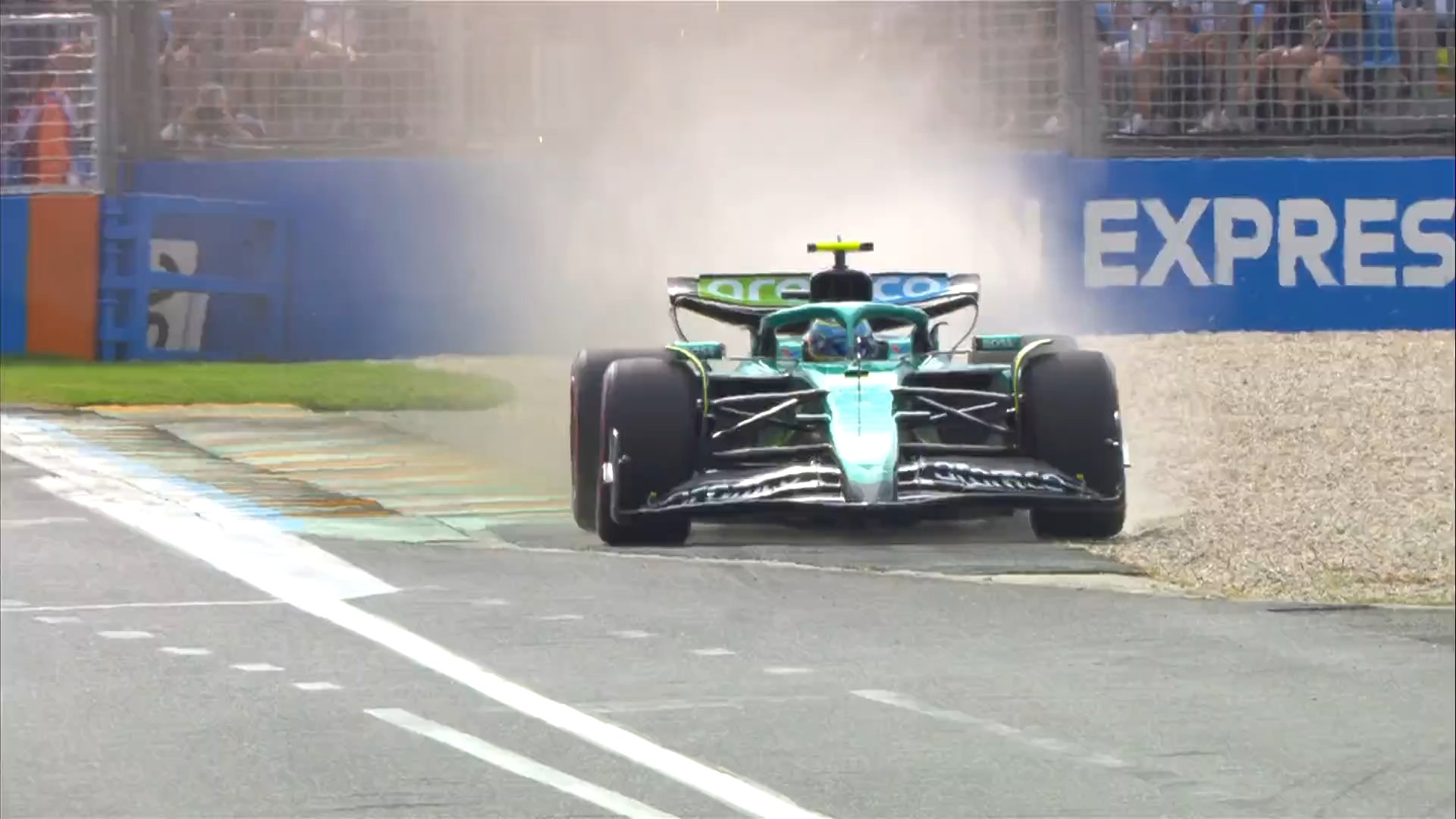 Alonso dañó el coche en la Q2 de la calificación.