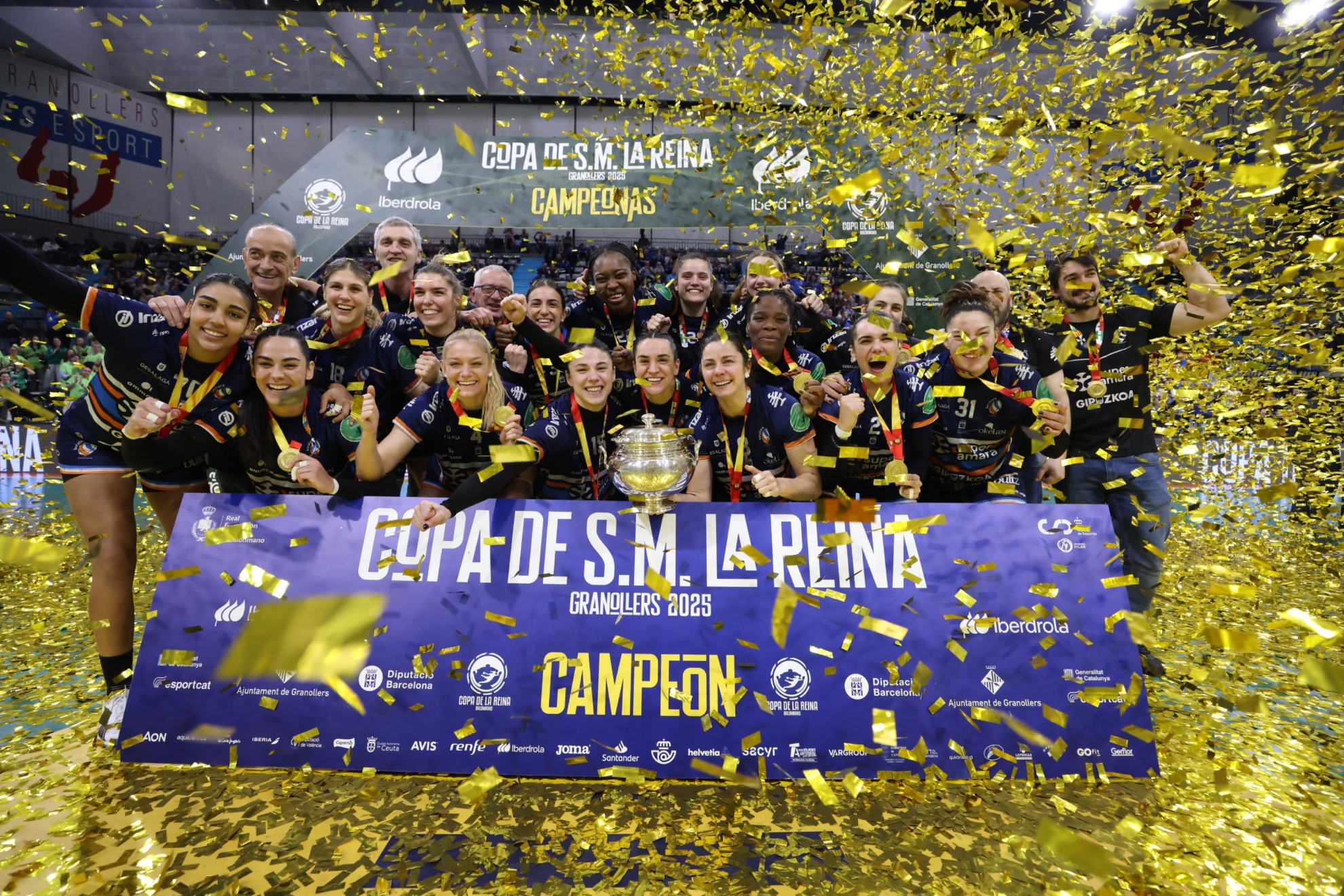 El Bera Bera posa como campeón de Copa de la Reina 2025.