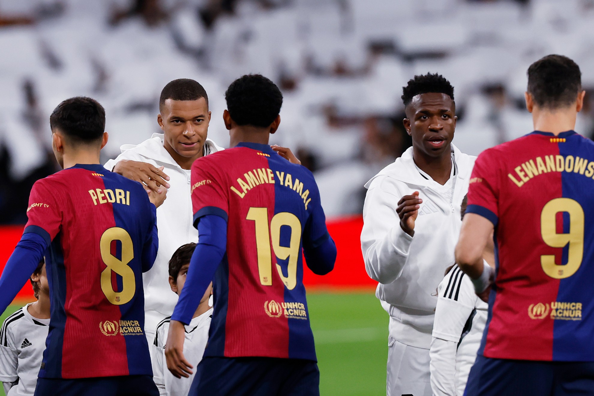 Mbappé, Vinicius, Pedri, Lamine Yamal y Lewandowki, antes de un Clásico.