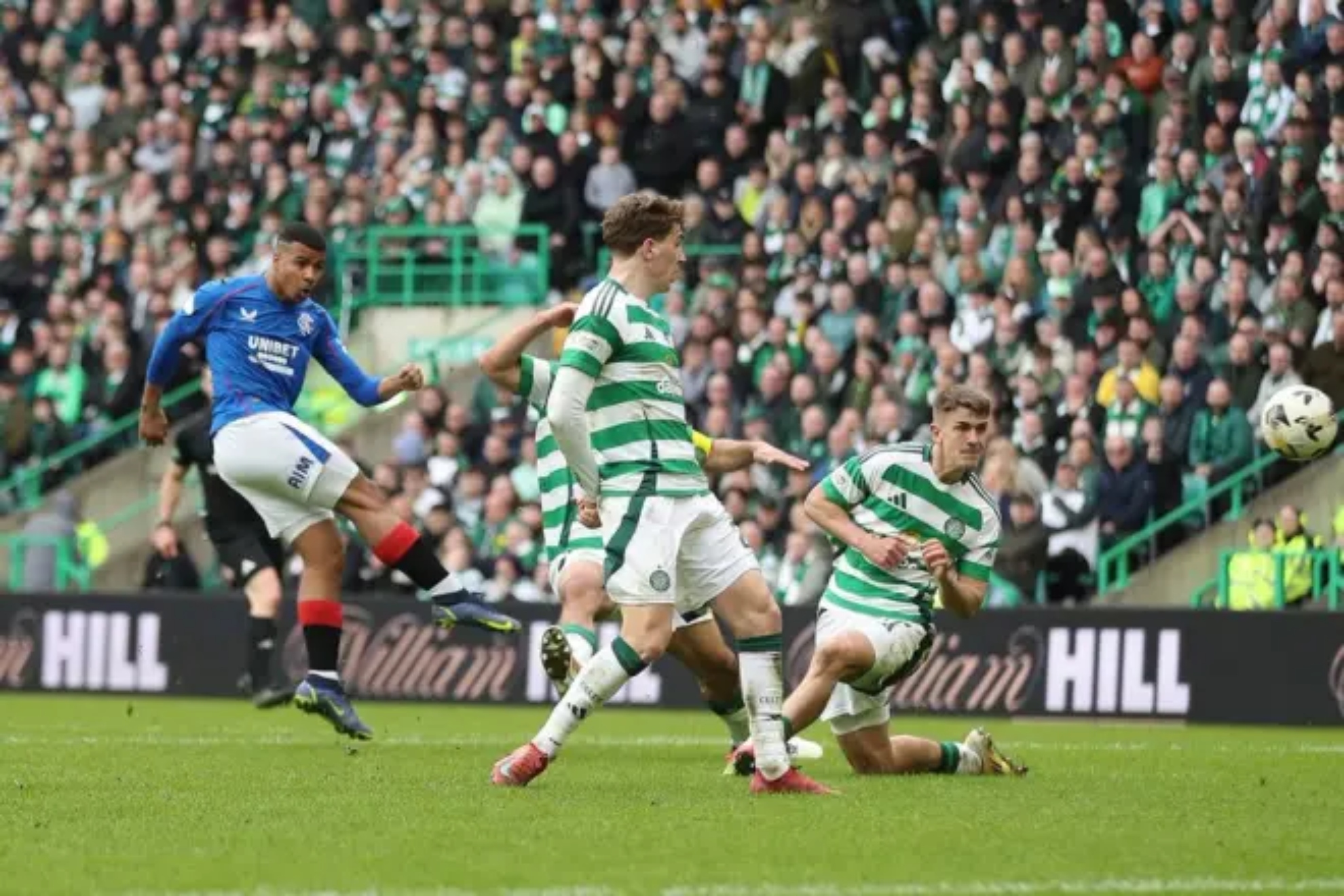 El gol de Igamane para decidir el 'Old Firm'.