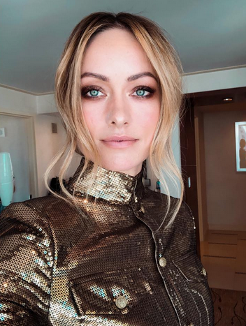 Olivia Wilde, la última famosa que abandona el sujetador: muestra su