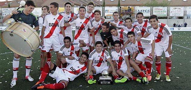 Equipo de River que fue campeón del Mundial sub 17 en Madrid