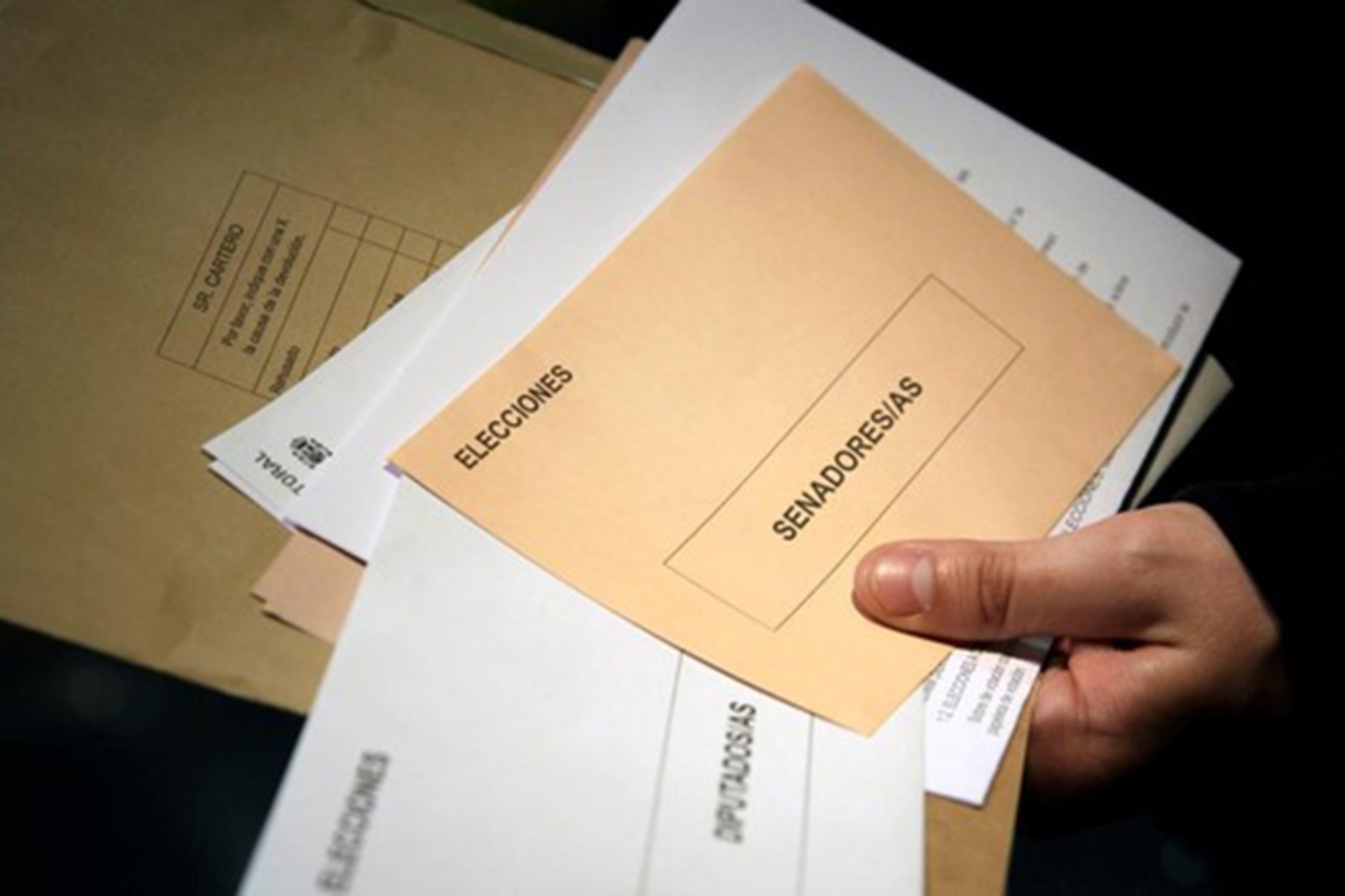 Cómo votar en las elecciones generales 2023: así se rellena la papeleta ...