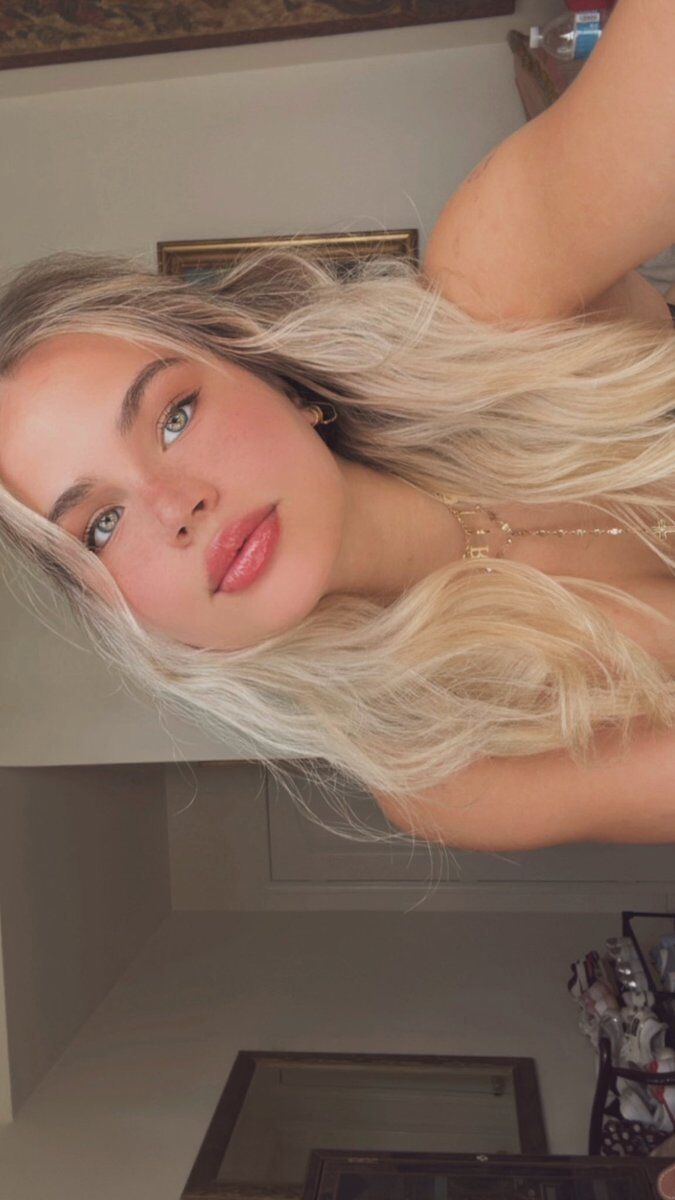 La nadadora viral expulsada de la Villa Olímpica cambia la piscina por