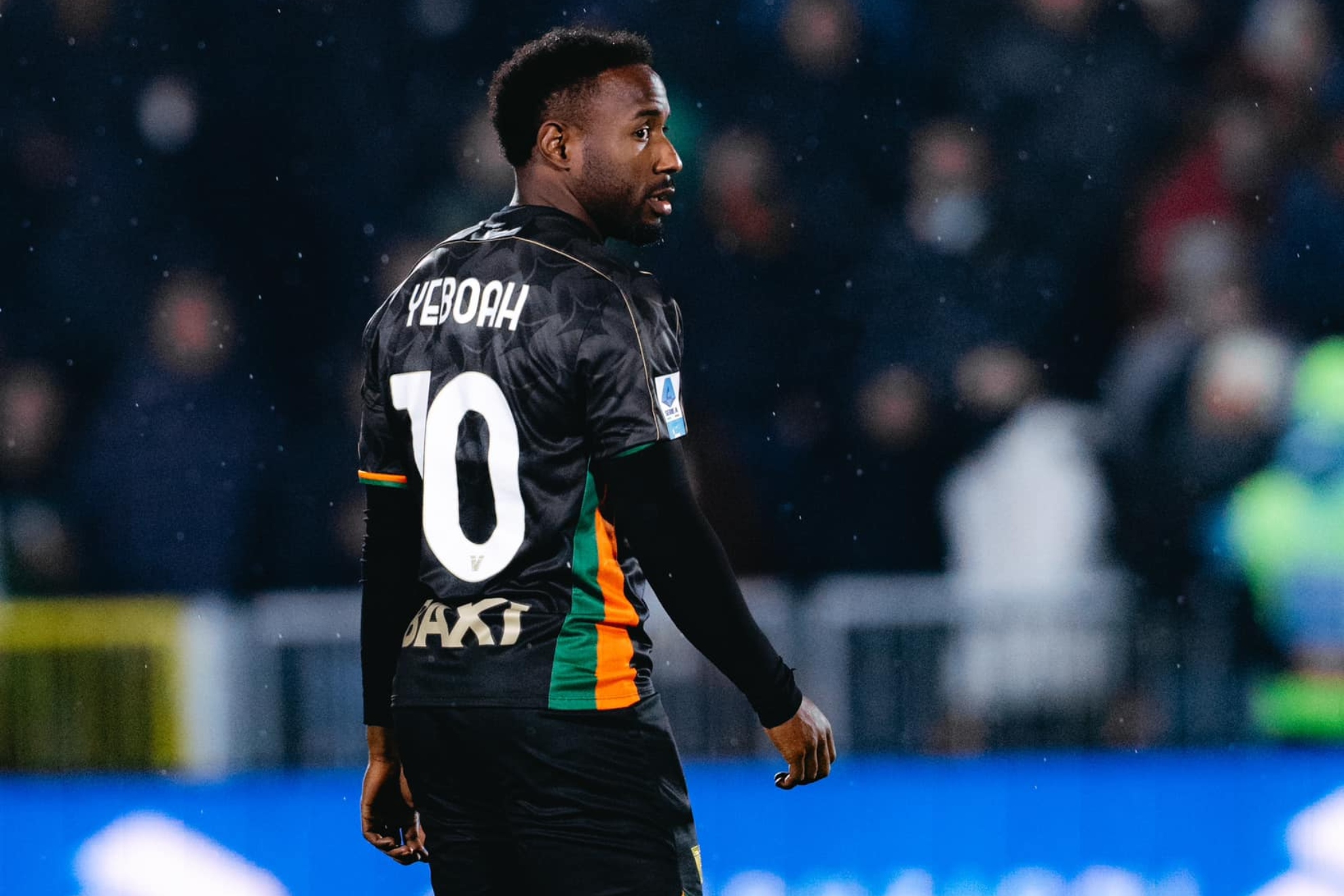 John Yeboah, el germano-ecuatoriano con la 10 del Venecia de Italia. 