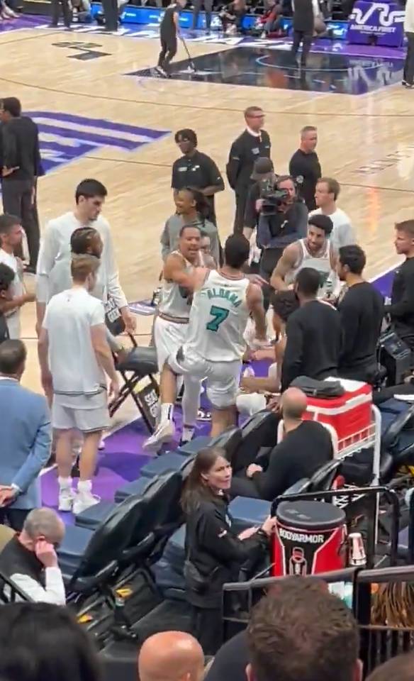 Desmond Bane discutió con Santi Aldama y empujó al español durante un tiempo muerto de los Grizzlies