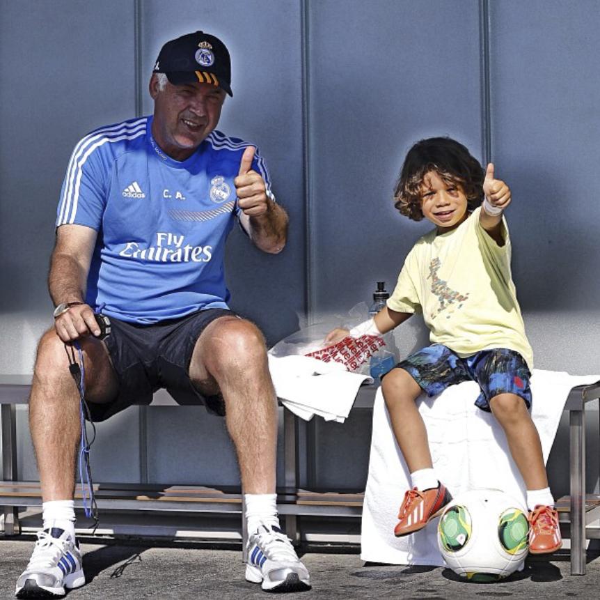 Enzo Alves con Ancelotti