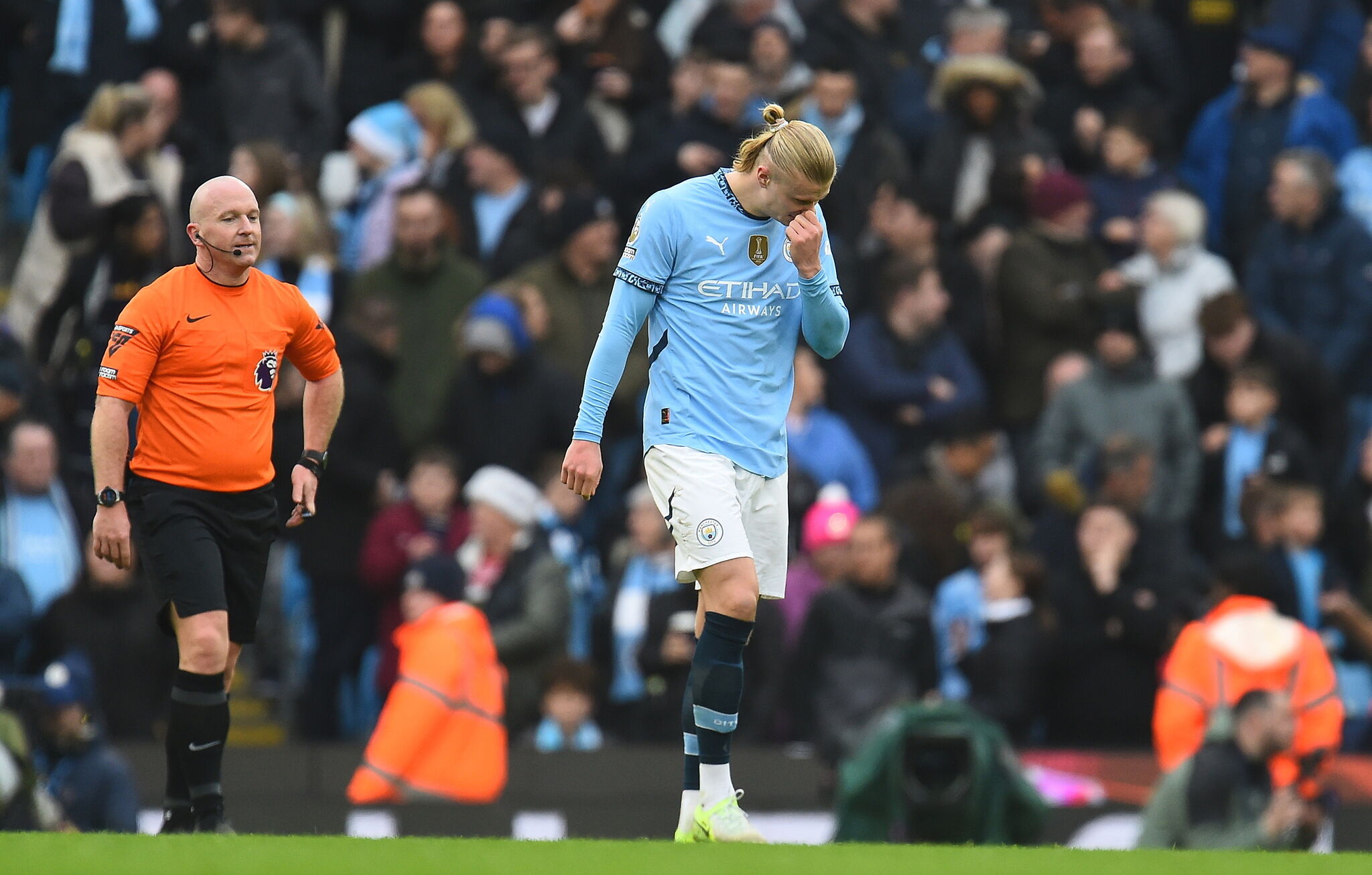 Haaland laments after the penalty fails