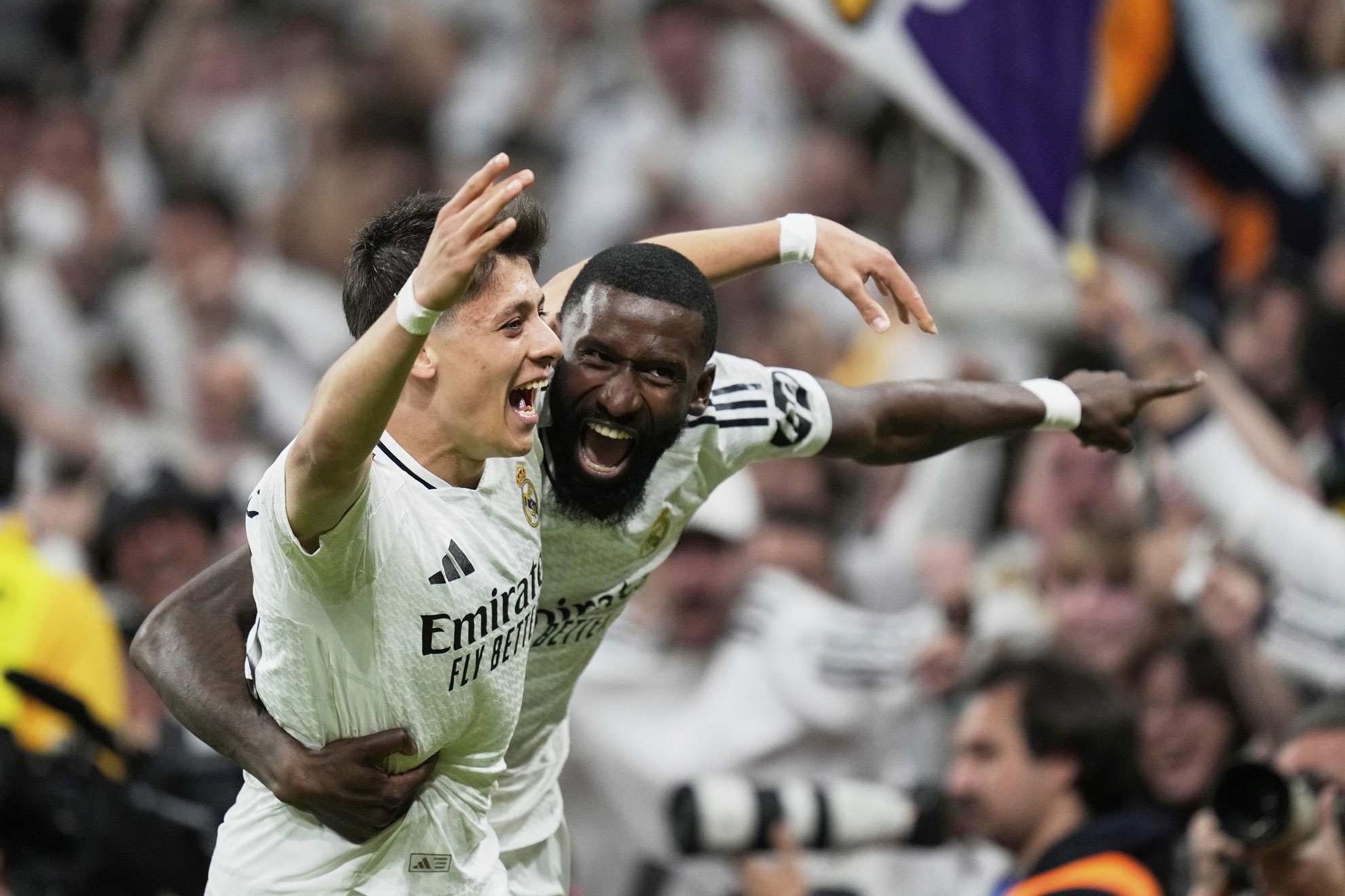 Lo que no viste de una nueva noche de locos en el Bernabéu