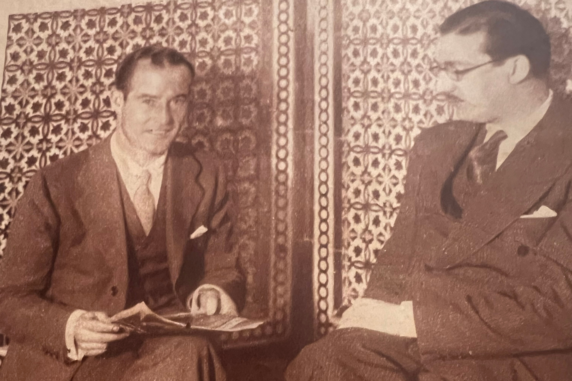 Gurruchaga, izquierda, durante una entrevista.
