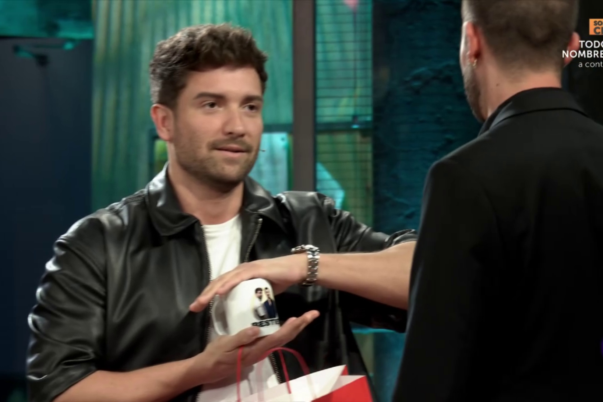 Pablo Alborán no quería responder y acaba desvelando su mes con más éxito  en el sexo del 2025: "A estas alturas ya..."