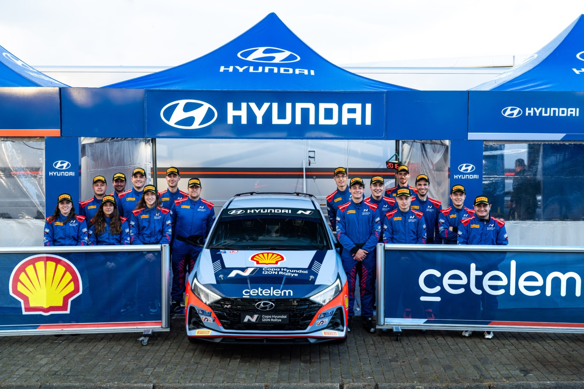 Foto de familia de la Copa Hyundai 2025.