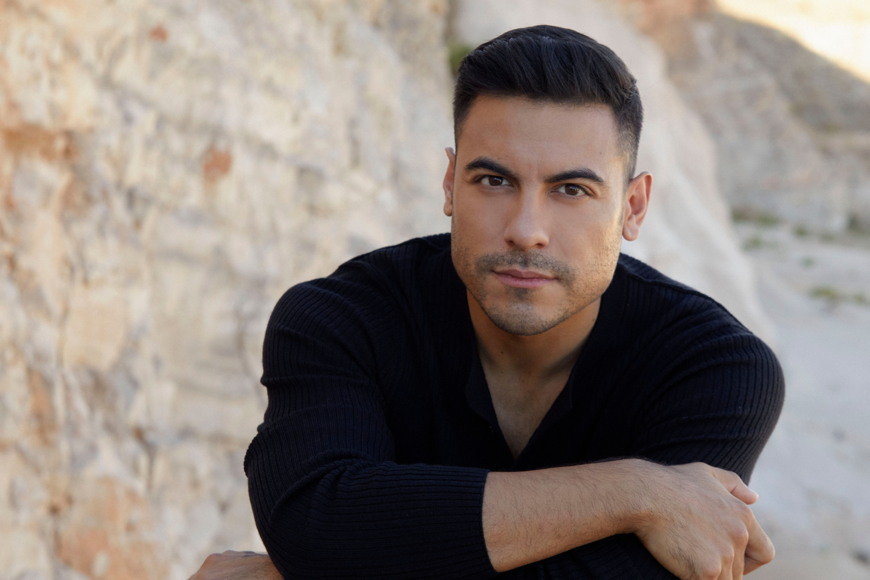 Carlos Rivera invita a descubrir el significado del amor en su nuevo  sencillo