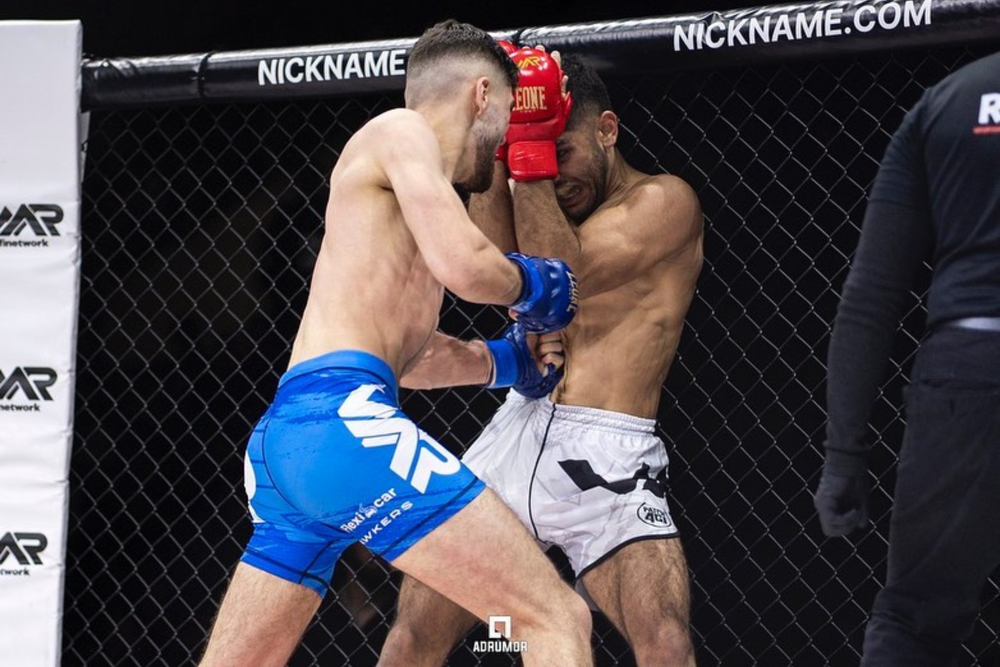 Antonio Fofirca durante su último combate en WAR.