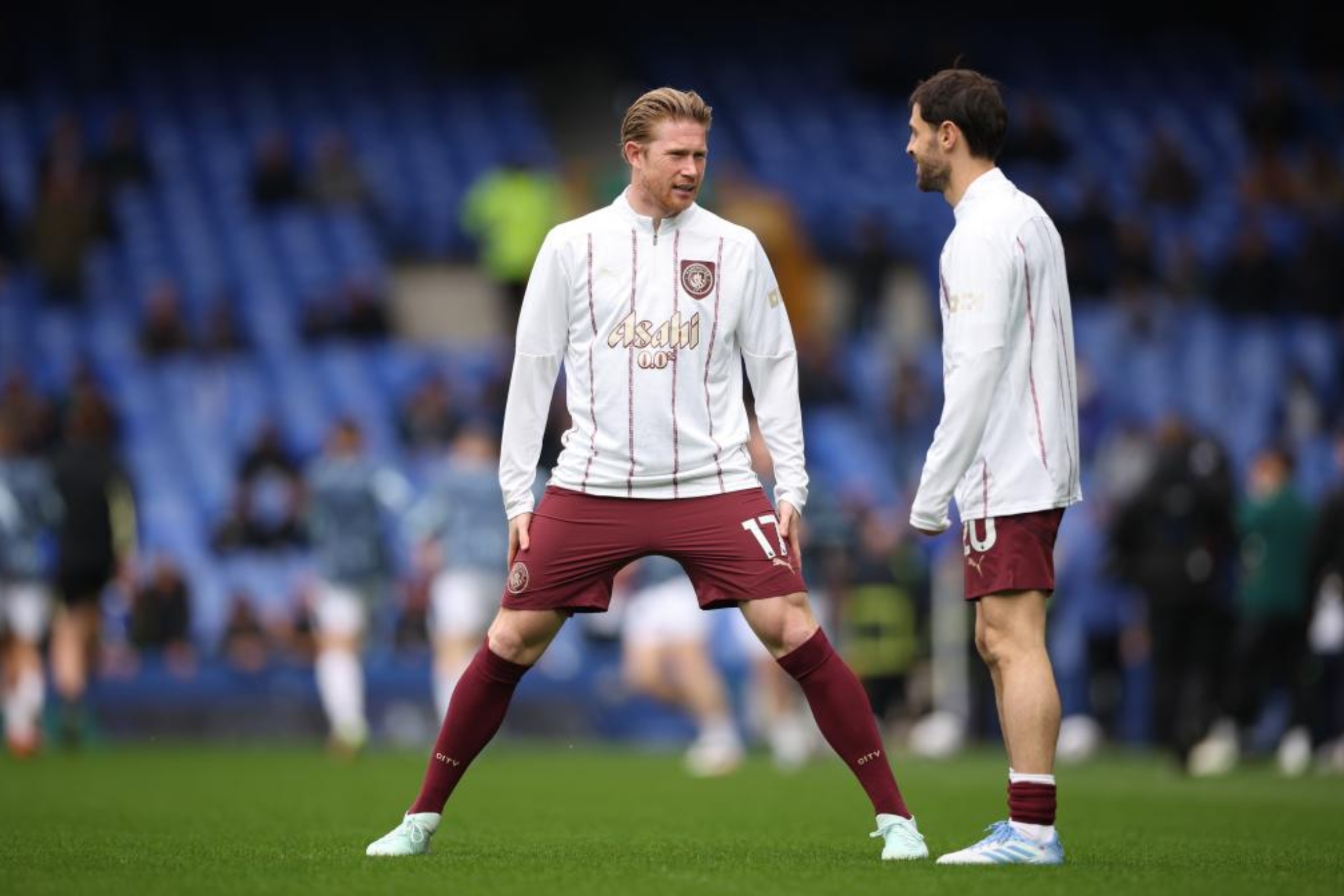 Kevin de Bruyne with Bernardo Silva.