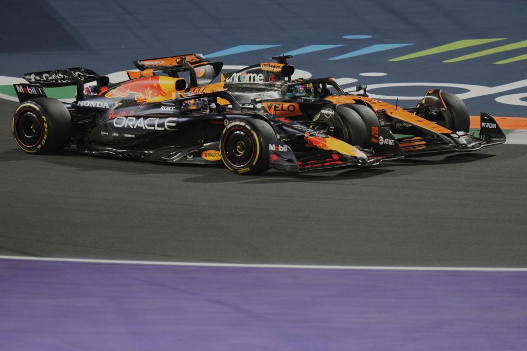 Paralelo de Verstappen y Norris.