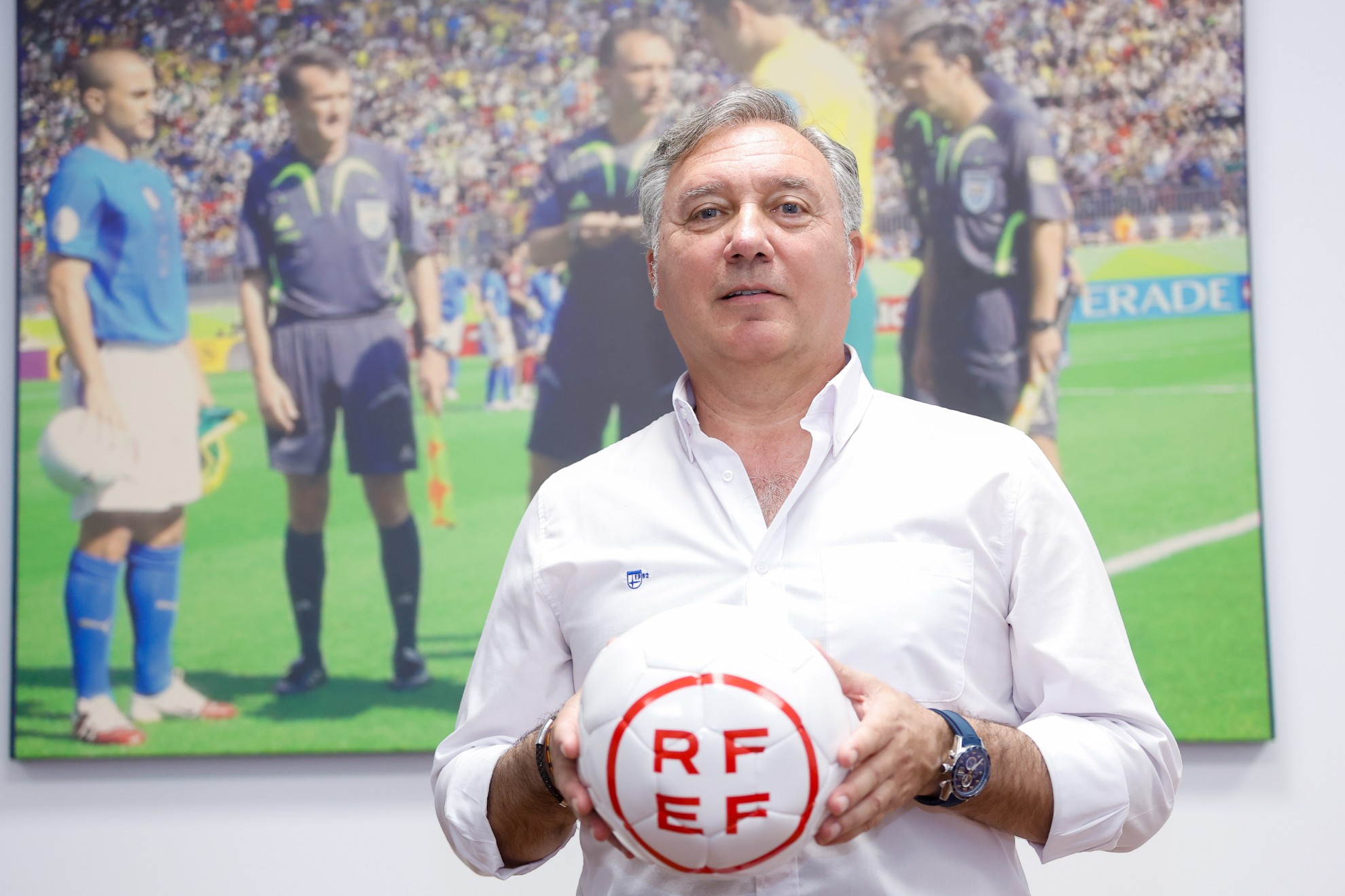 Luis Medina Cantalejo poses at the headquarters of the CTA in the city of football