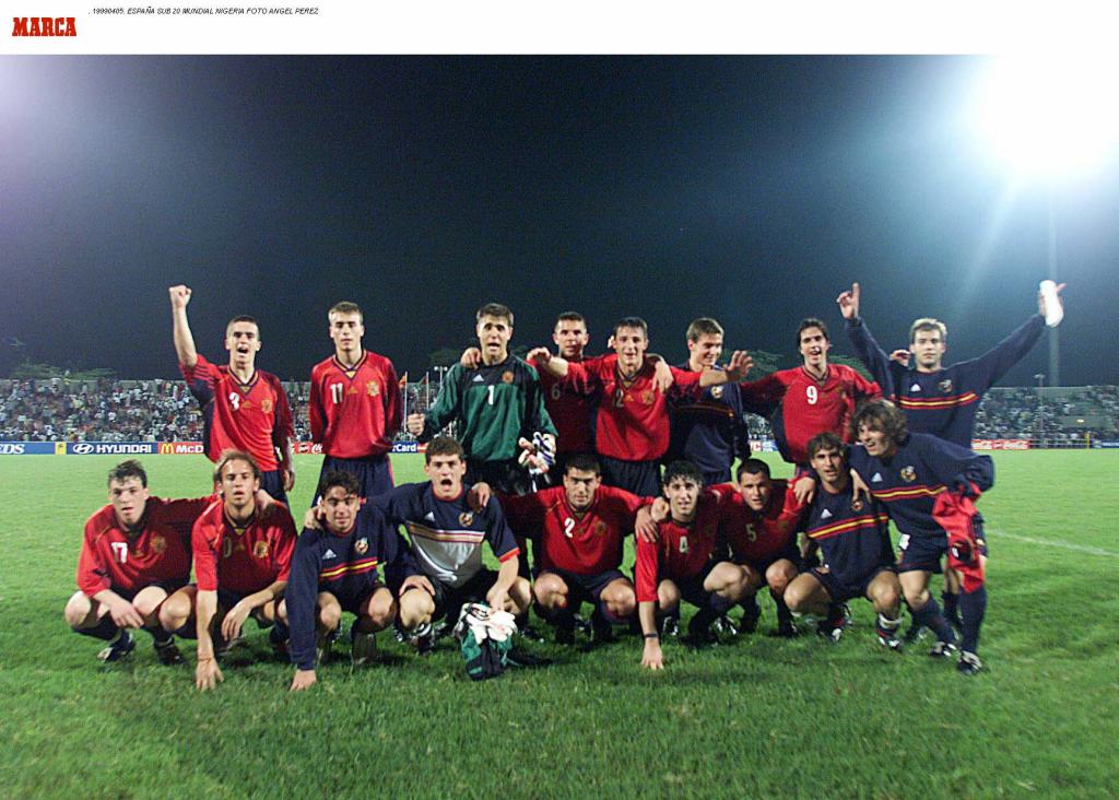 LOS JUGADORES DE LA SELECCION DE ESPAÑA SUB 20 CELEBRAN LA VICTORIA ANTE BRASIL EN EL MUNDIAL DE NIGERIA