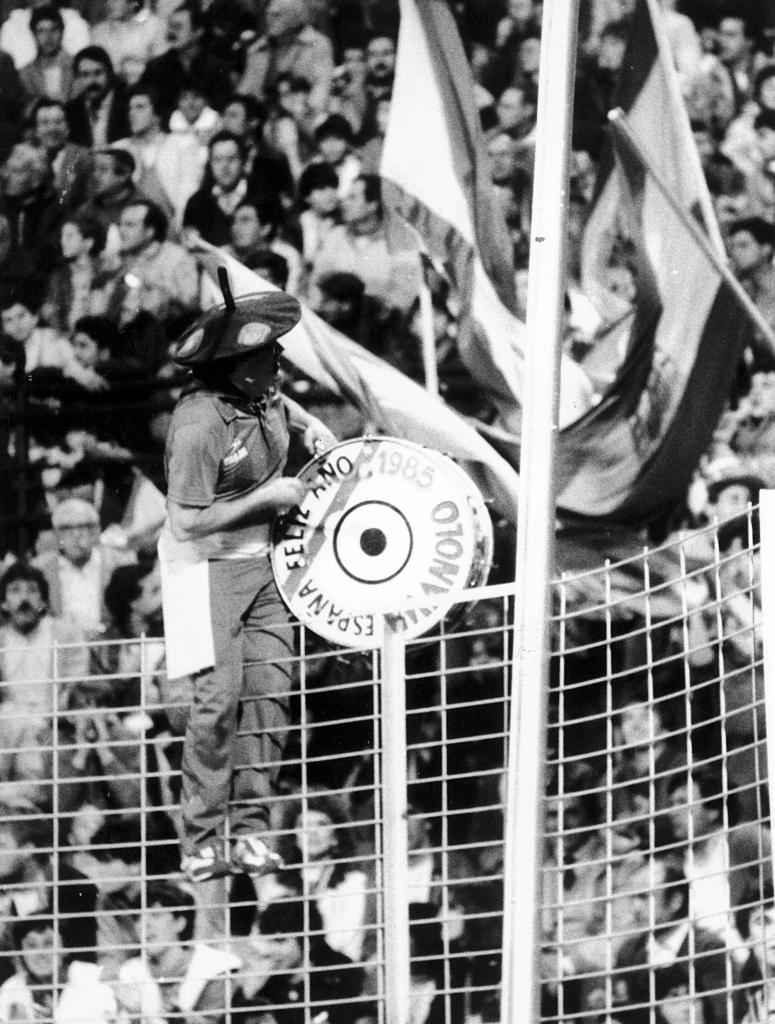 Manolo 'el del bombo', icono de la afición de La Roja: 10 Mundiales y 8 Eurocopas