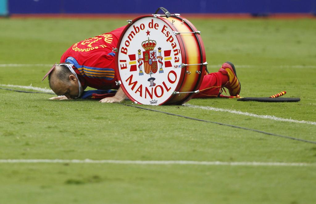 Manolo 'el del bombo', icono de la afición de La Roja: 10 Mundiales y 8 Eurocopas