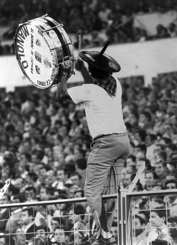 Manolo 'el del bombo', icono de la afición de La Roja: 10 Mundiales y 8 Eurocopas