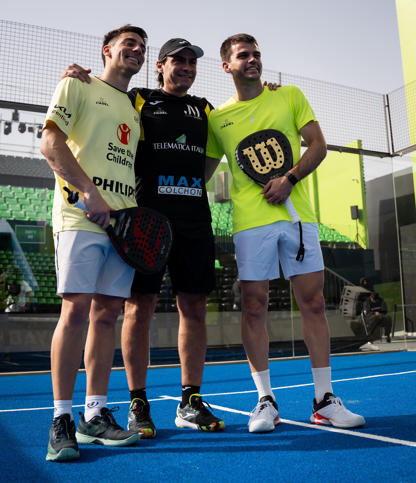Javi Garrido junto al equipo con el que comenzó el 2024.