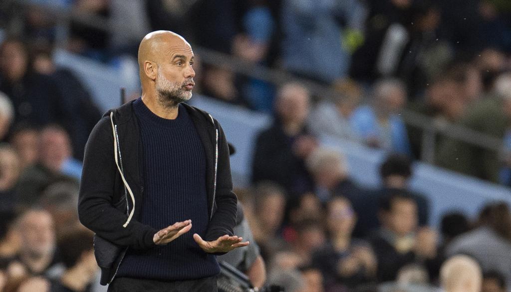 Pep Guardiola durante un partido entre Manchester City y Wolverhampton Wanderers in Manchester, Britain, 02 May 2025