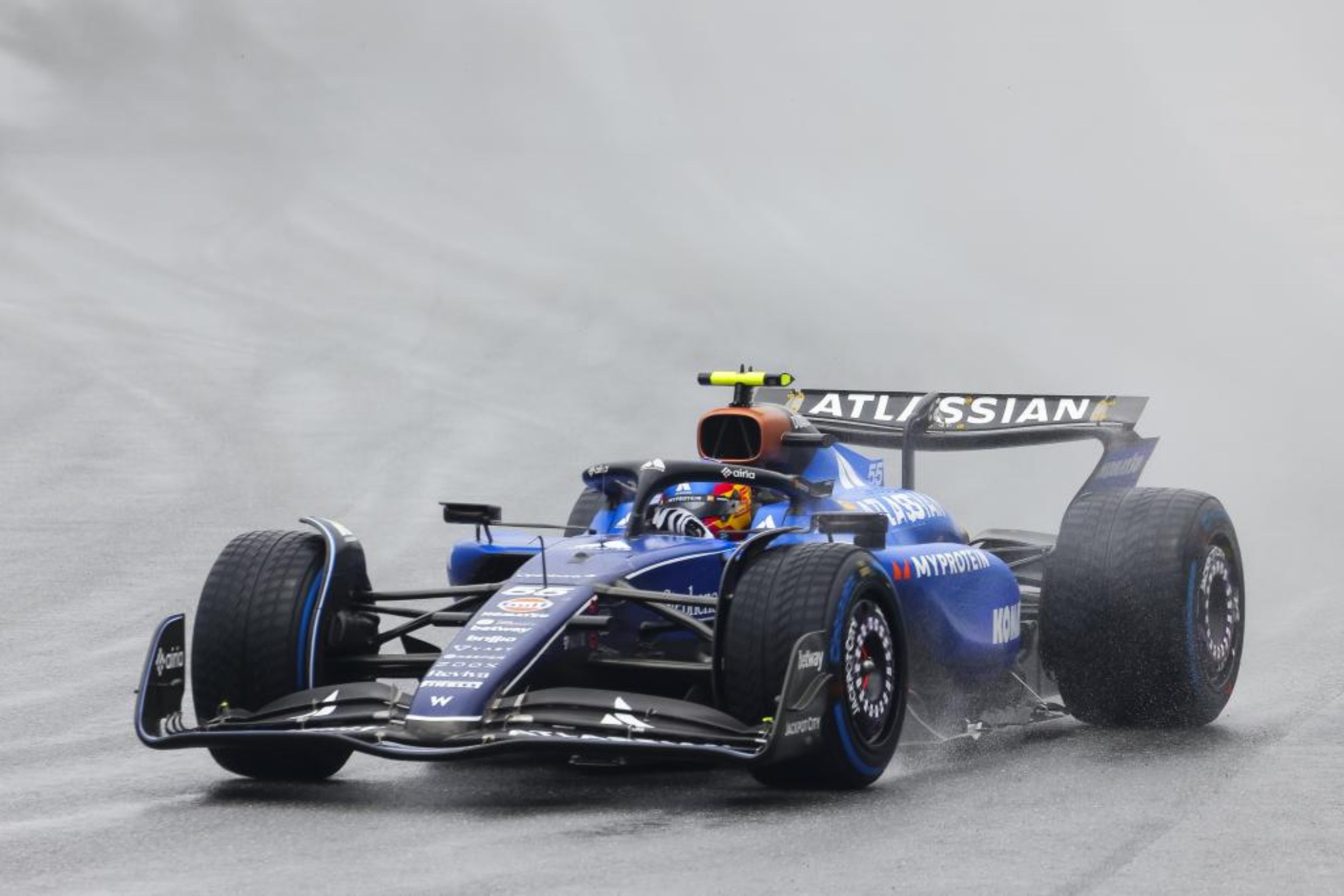 Sainz, bajo la lluvia de Miami.