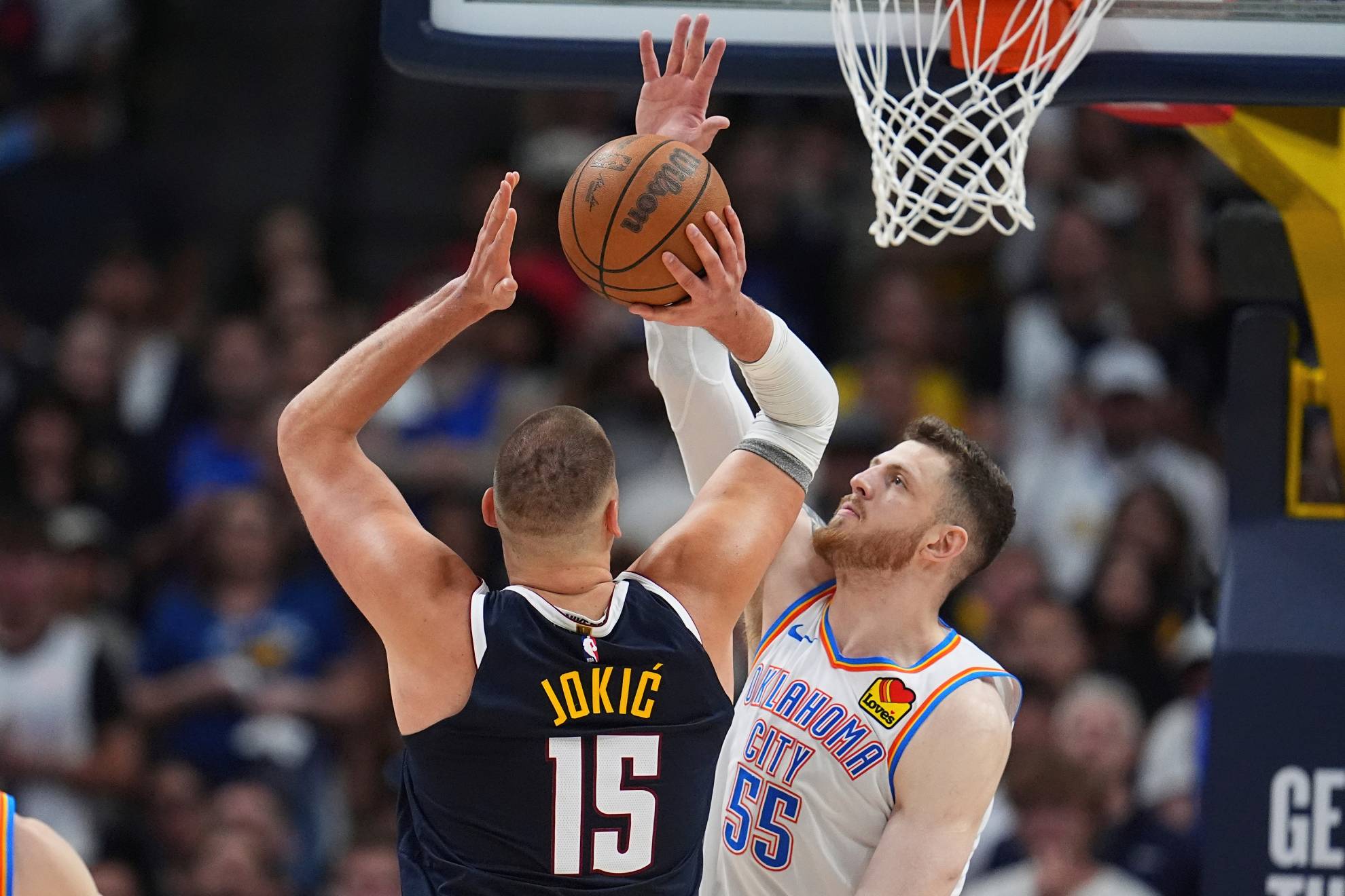 Nikola Jokic Los Thunder Van Contra Mi Cuerpo 