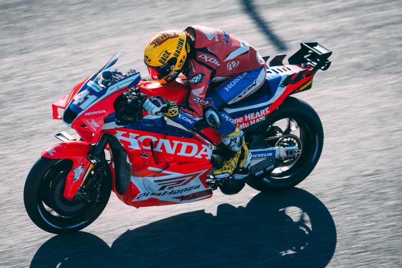 Aleix, sobre la Honda, en Jerez.