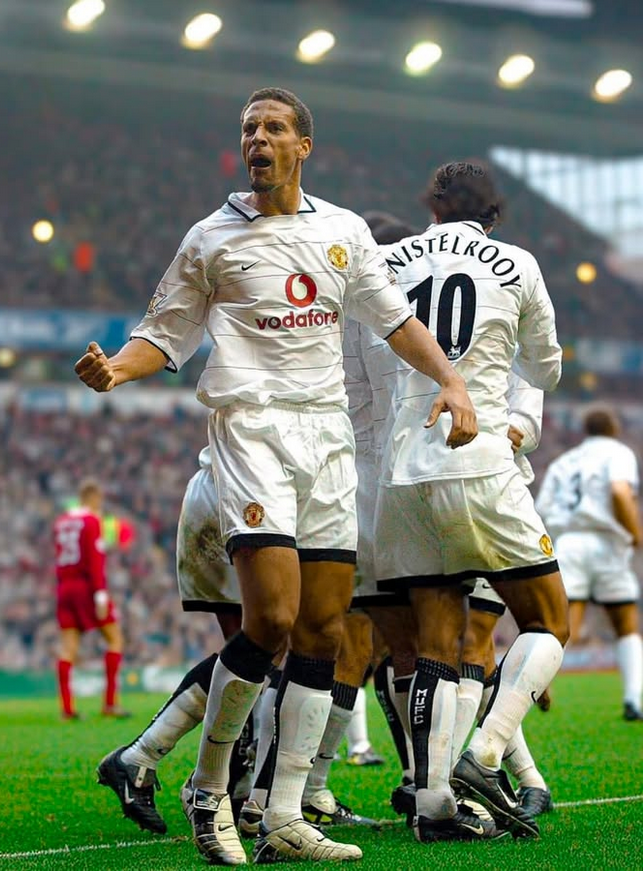 Health problems by Rio Ferdinand: "I had my head in a lathe and my eyes came out of the orbits"